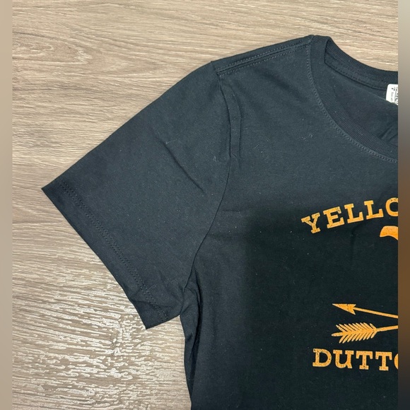 New Yellowstone Dutton Ranch T-Shirt Size M - Picture 6 of 10